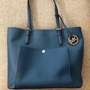 Michael Kors medium tote